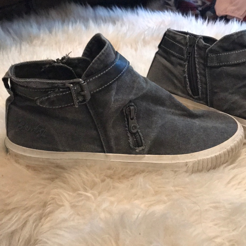 Blowfish booties